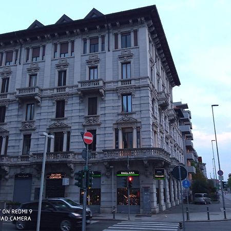 Nido Stazione III Appartement Bergamo Buitenkant foto